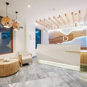 Aparthotel Debambu Atarazanas, Màlaga